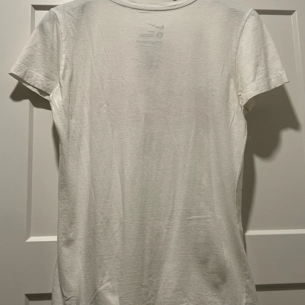 Nike Slim Fit Graphic Tee